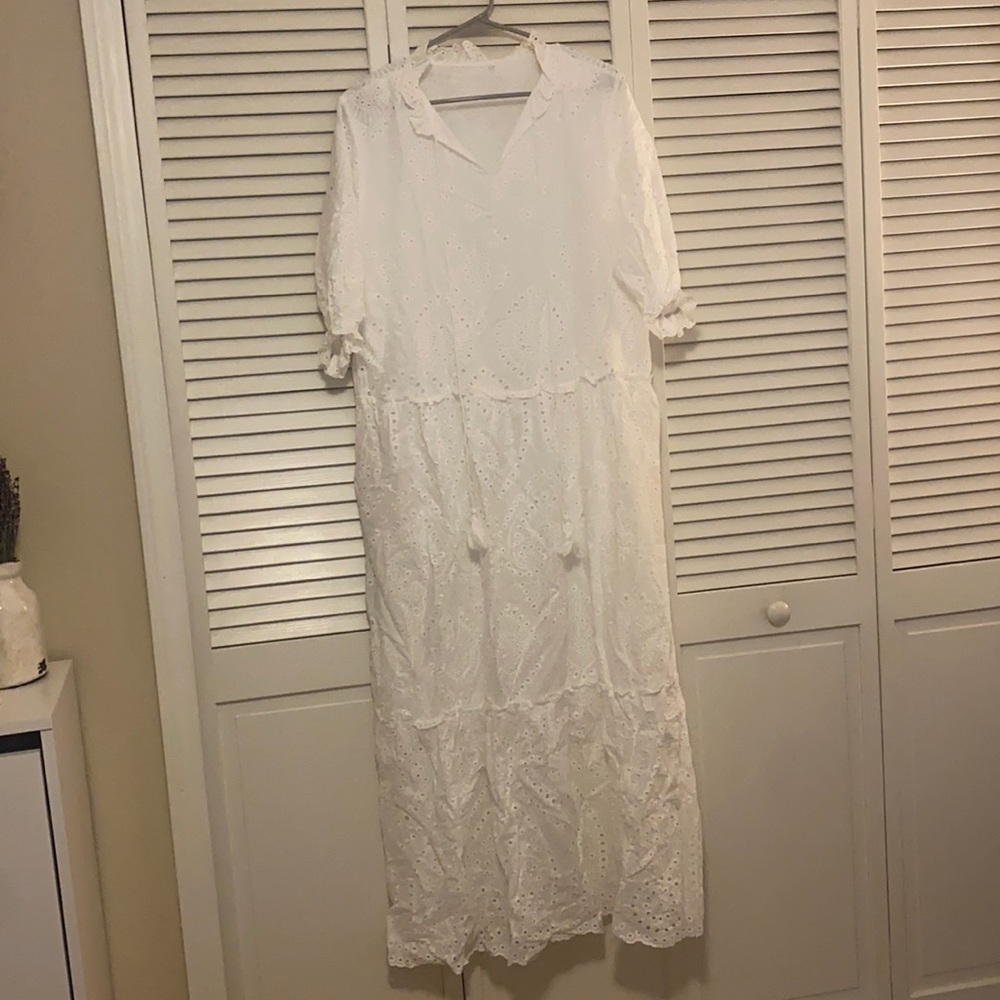 White maxi dress